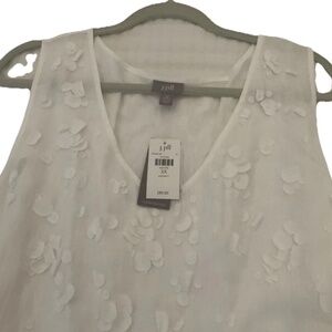 J Jill Stunning Linen Sleeveless White Top W/ Flower Appliqués 3X NWT Stunning!